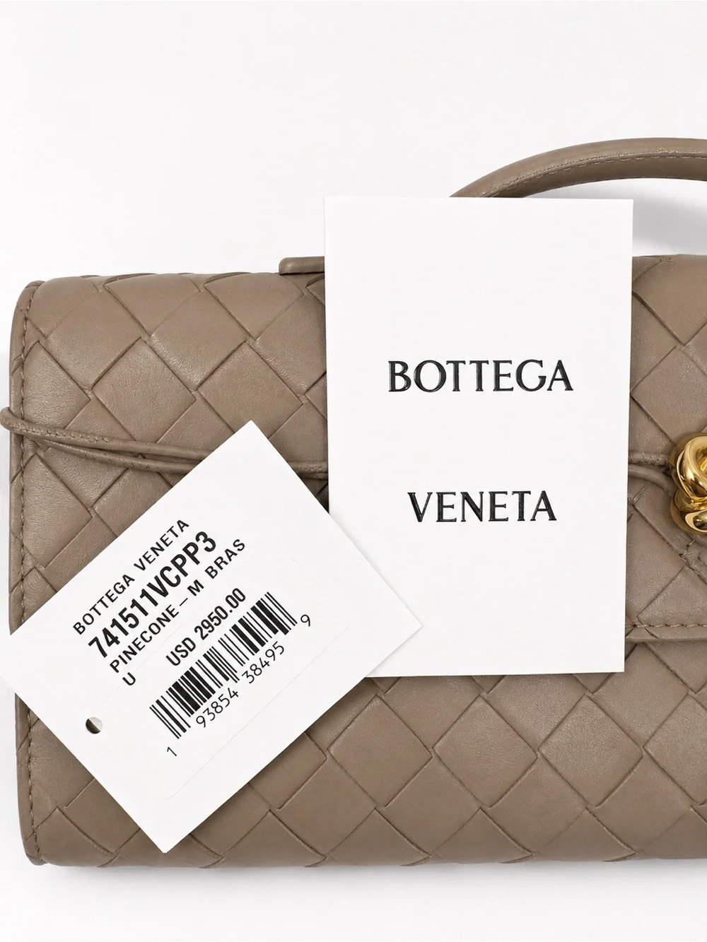 BOTTEGA VENETA ANDIAMO INTRECCIATO LEATHER CLUTCH PINE CONE BROWN
